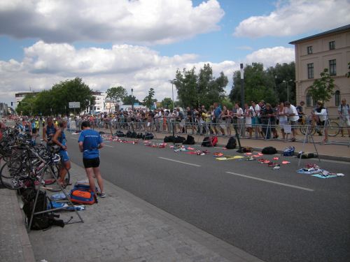 Triathlon: Zwischen WM/EM, Schaalsee und Schweriner Schloss