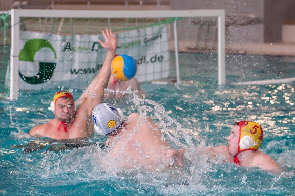 Weltmeisterliches Budapest auch im Wasserball und Synchron-Schwimmen