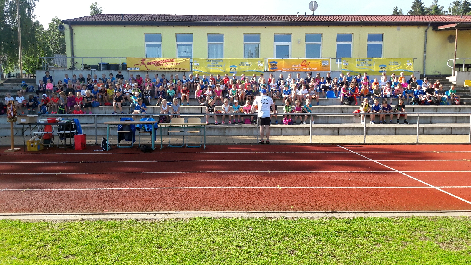Toller Lauf -Tag für 171 Kinder der Laager  Grundschule