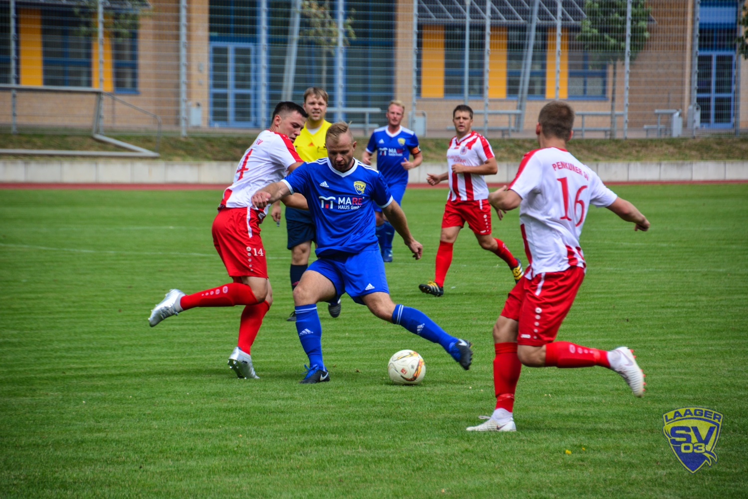 Laager SV : Penkuner SV Rot Weiß 3 : 5 (2:2)