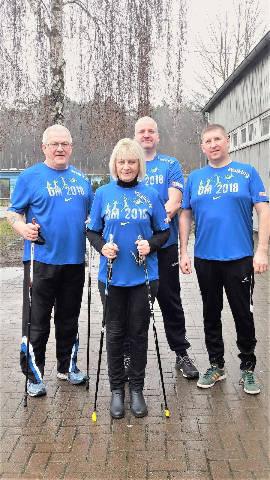 Neue Trikots für Nordic Walker des SC Laage