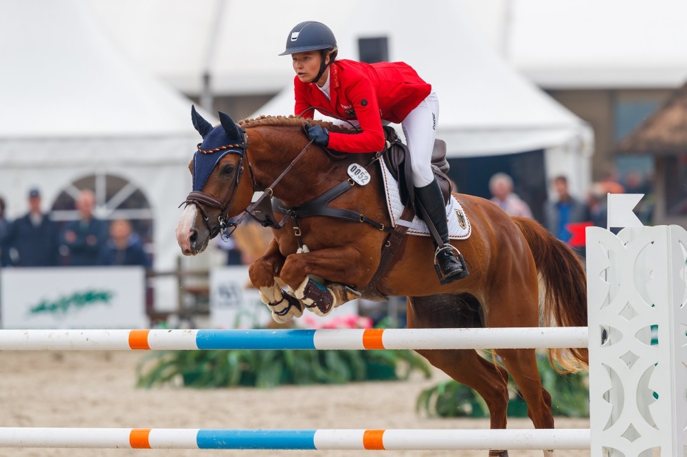 Tessa Leni Thillmann erringt Silber bei Spring-Nachwuchs-EM