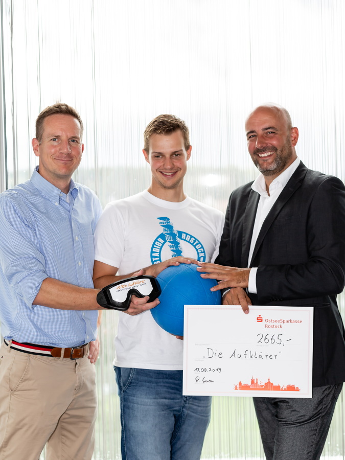 Rostocker Benefiz-Golfturnier erzielt Rekordsumme