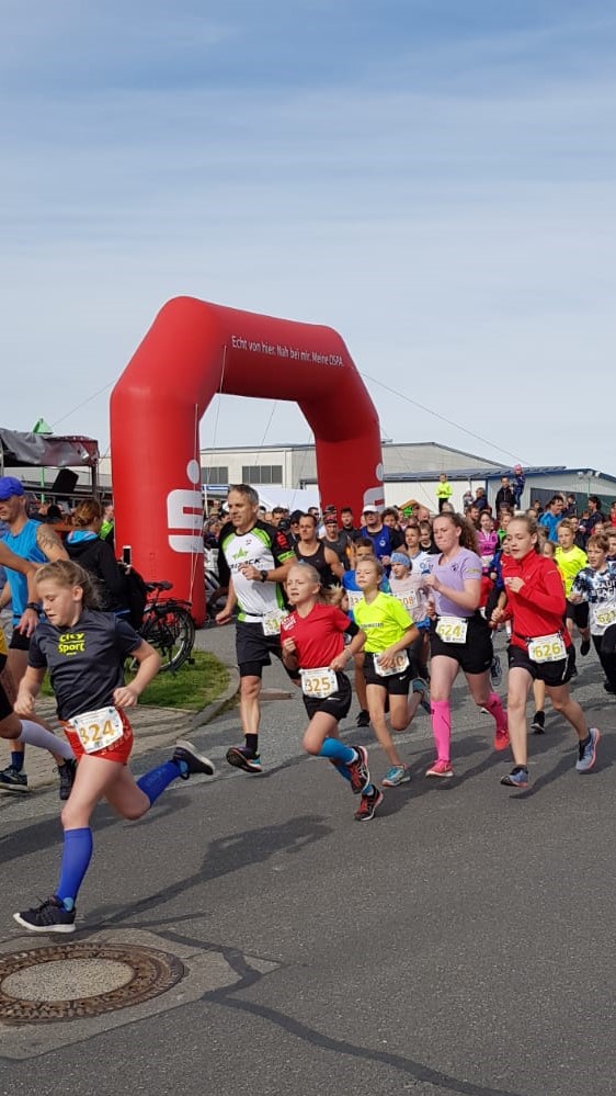Spätsommerlauf lud die Läuferschar nach Kritzmow
