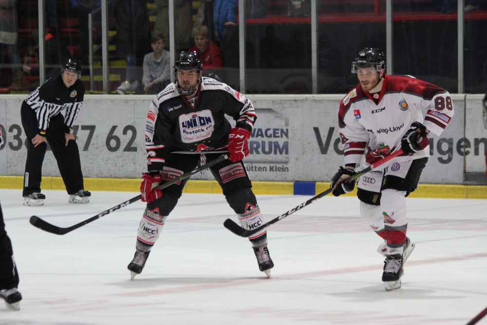 Mückenjagd in der Eishalle