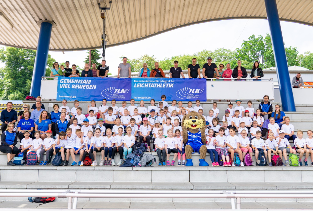 Feriencamp des 1. LAV Rostock mit über 80 Teilnehmern