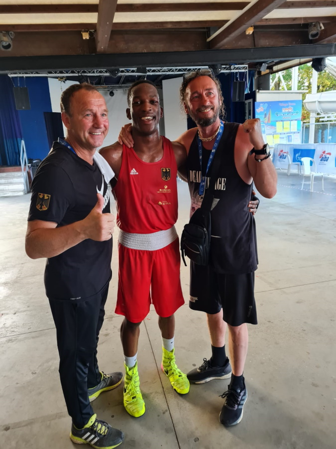 Traktor-Boxer im Finale: Kevin kämpft um EM-Gold