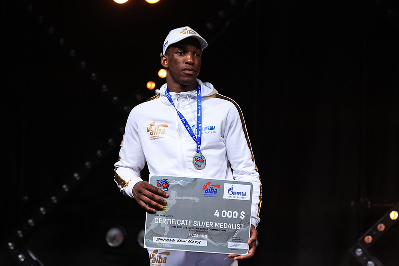 Traktor-Boxer holt EM-Silber in Italien