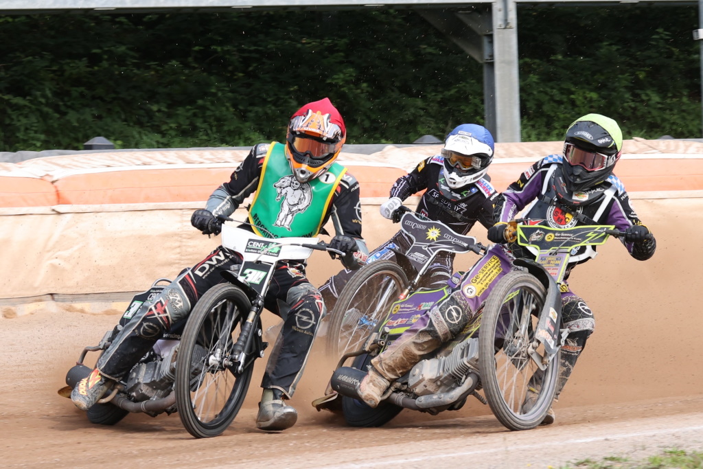 Teterower Hechte feiern ersten Liga-Sieg