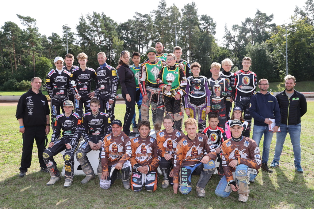 Teterower Hechte feiern ersten Liga-Sieg