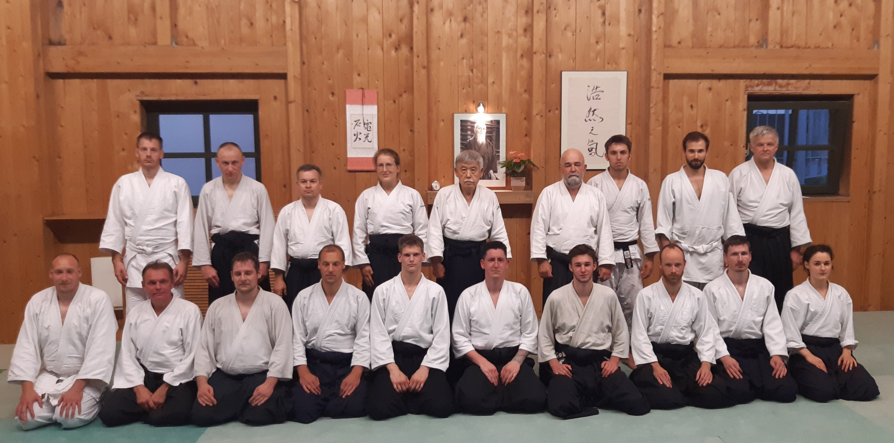 Aufregender Kampfkunstlehrgang mit Toshiro Suga Shihan – funktionelles Aikido und knackige Waffenarbeit