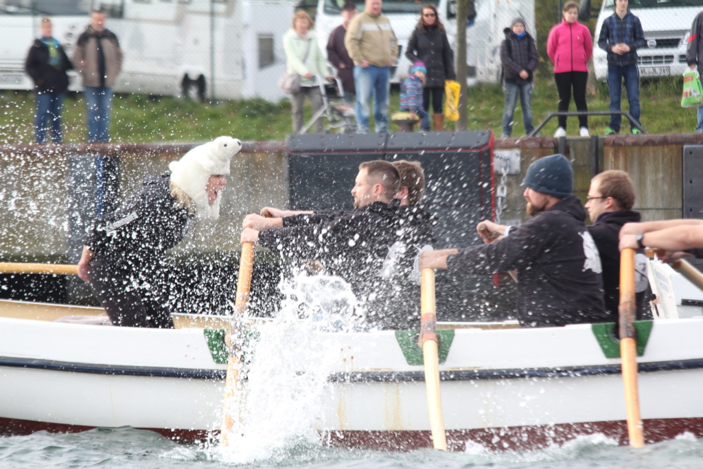 Frischfische und Kielschweine