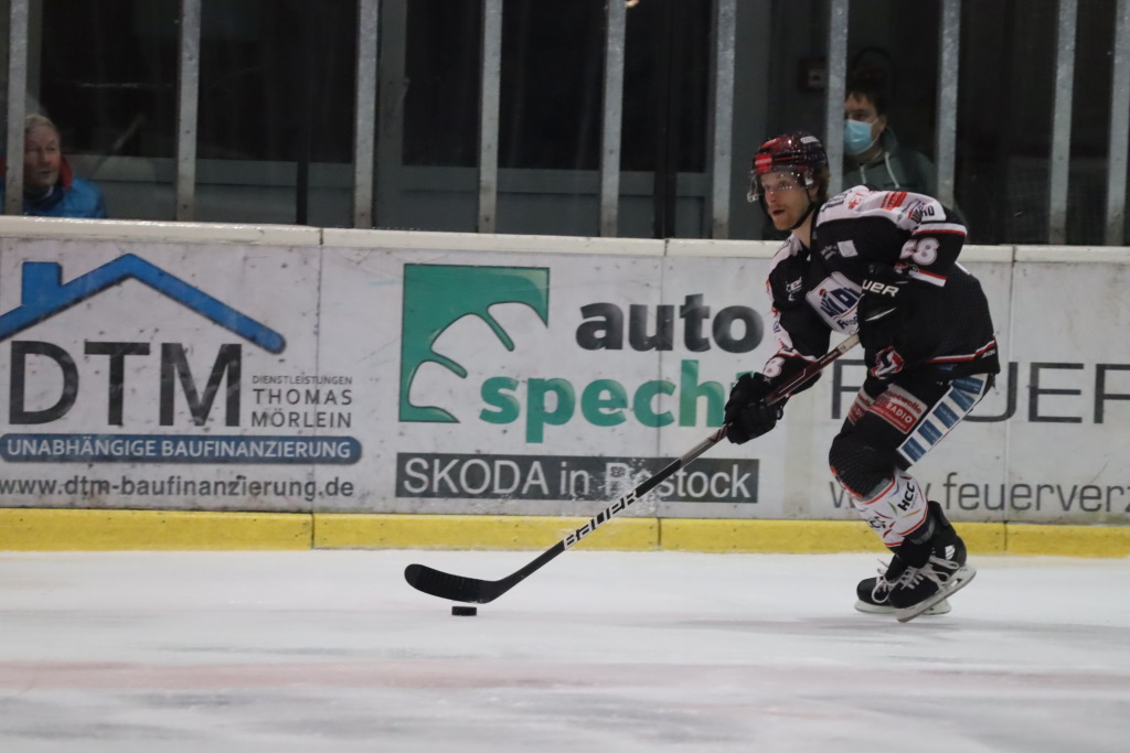 Piranhas treffen auf EG Diez-Limburg und Hamburg Crocodiles