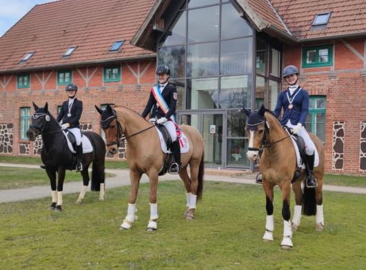 Landeshallen-Championate in der Dressur