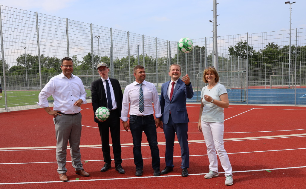 Sportplatz auf dem Großem Dreesch jetzt ganzjährig nutzbar