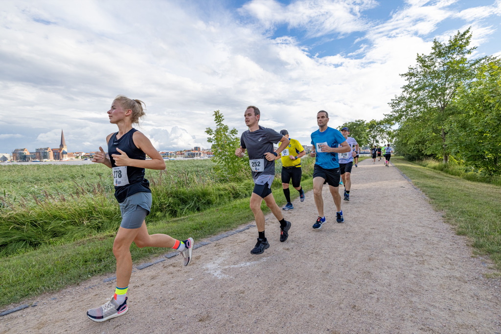 20. hella marathon nacht rostock am 6. August