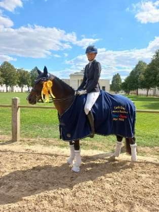 Stella Baranowski Siegerin der Dressur-Chance 2022