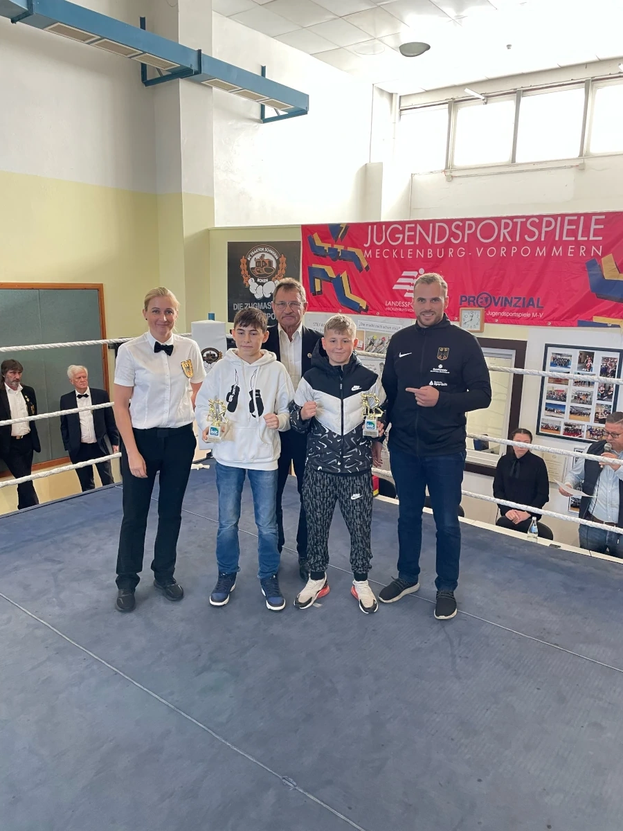 Traktor-Athlet Lionel Rizzo als bester U13-Boxer geehrt