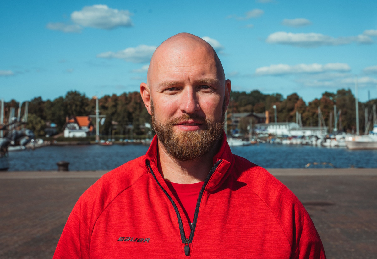 Piranhas stellen Chris Stanley frei