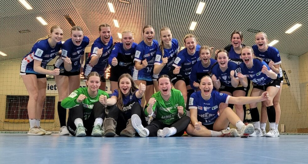 Luft verschafft – RHC-Juniorteam gewinnt Heimspiel