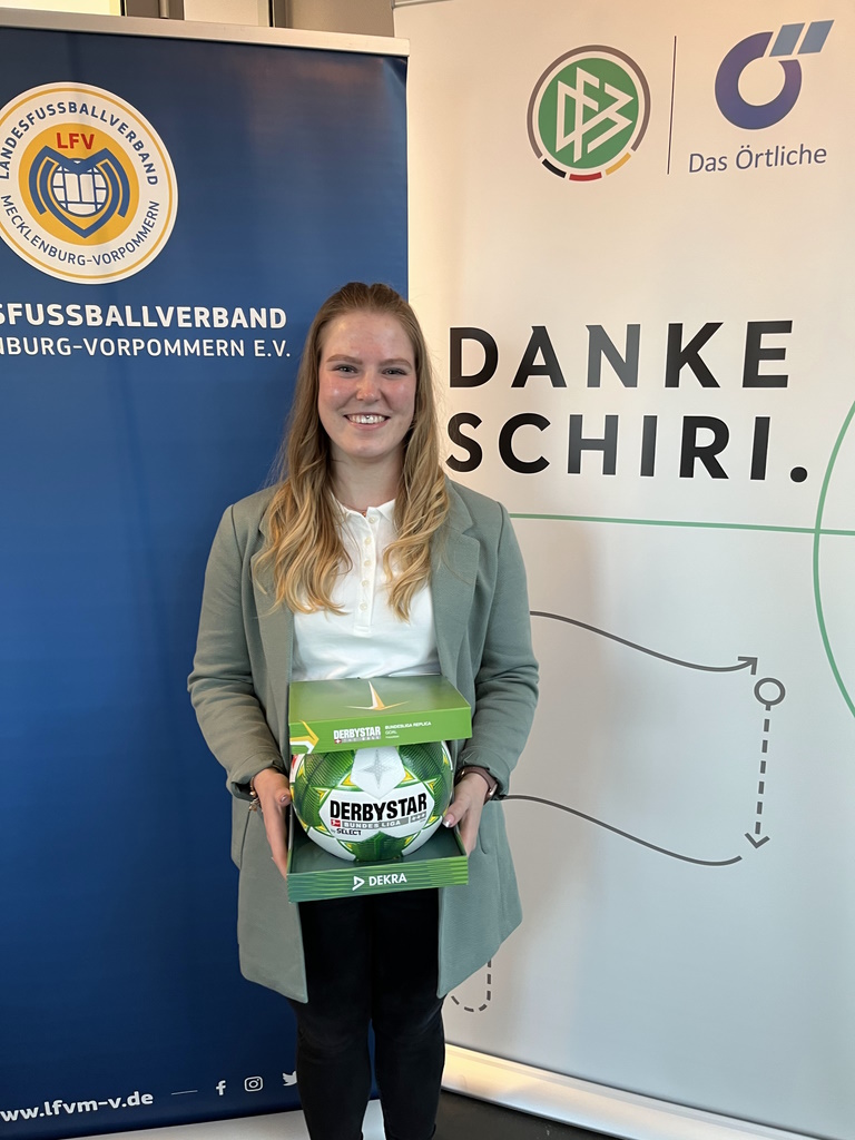 „Danke Schiri“: Würdigung der Unparteiischen in MV