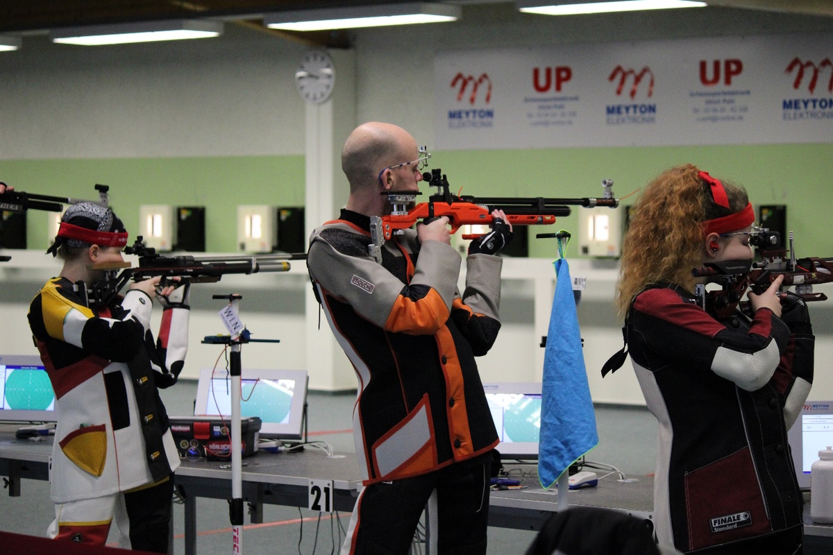 Schweriner Schützenzunft feiert Aufstieg in die 2. Bundesliga Ost