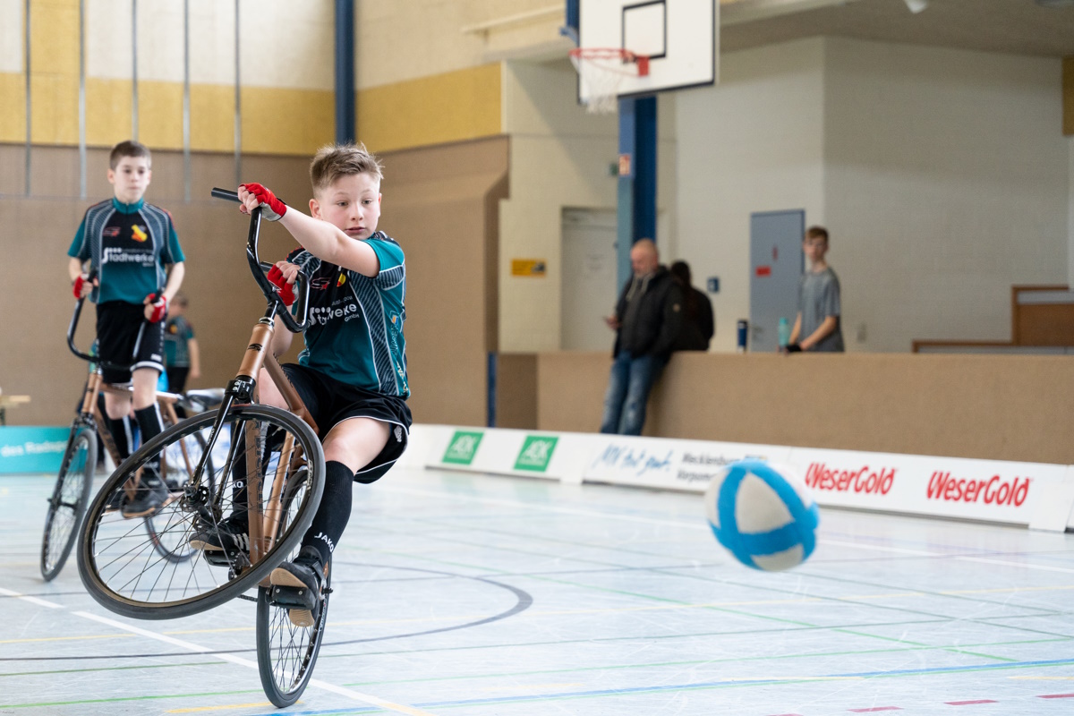 Lang und Badel ziehen als Turniersieger ins DM Halbfnale ein