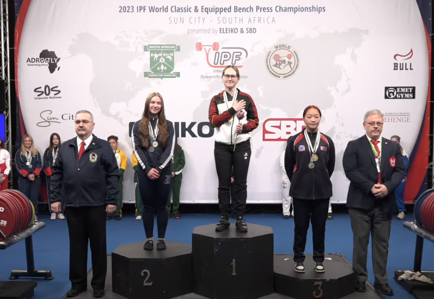 Ausnahmetalent aus Greifswald ist neue Weltmeisterin im Bankdrücken