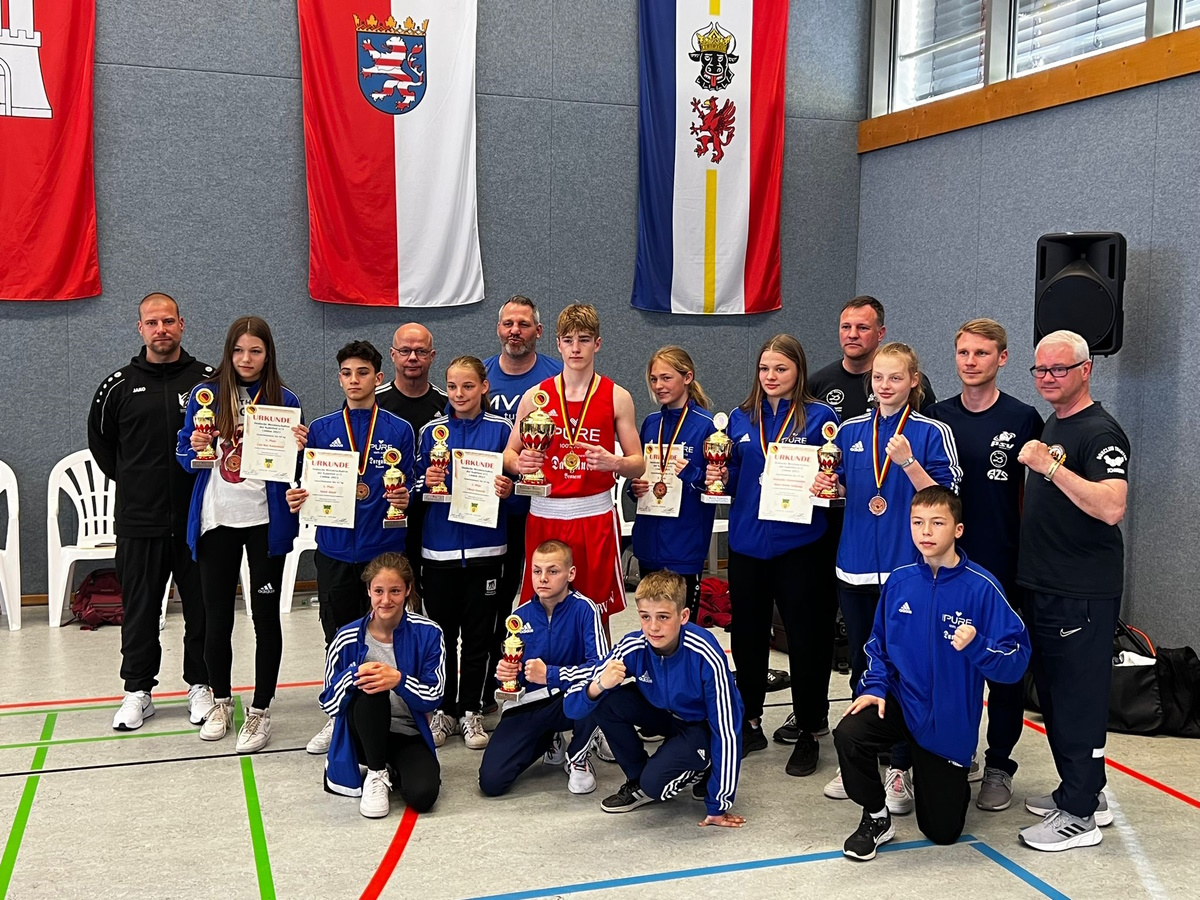 1x Gold, 3x Silber, 7x Bronze fĂĽr Boxer aus MV