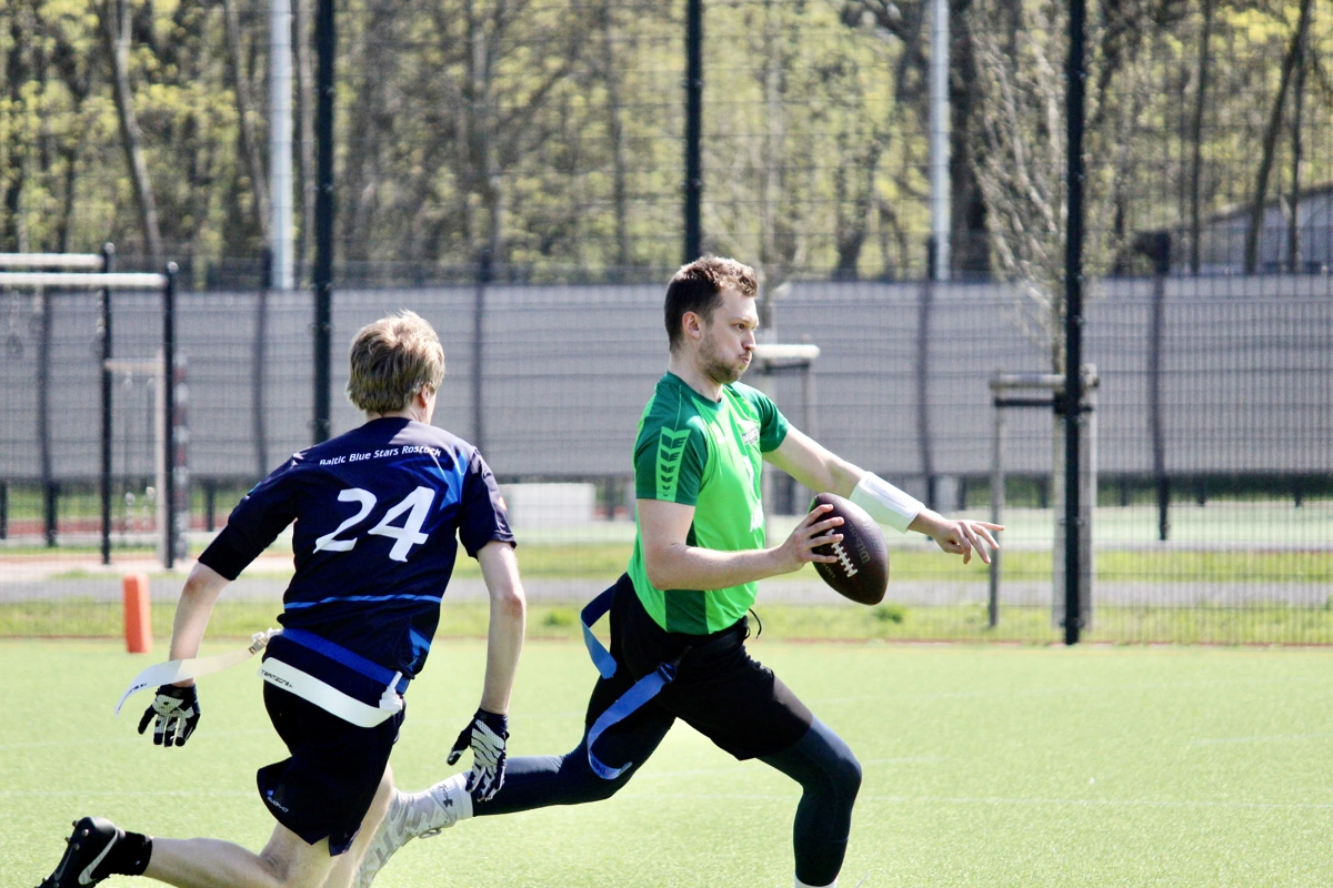 Baltic Blue Stars laden nach Warnemünde