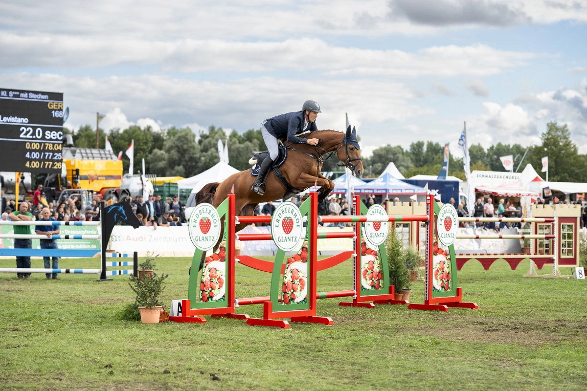 Reit- und Hundesportturnier auf der MeLa