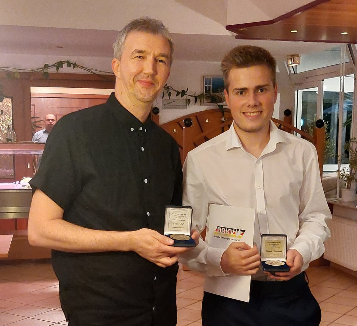 Stavenhagener Duo überzeugt beim Nationen-Cup im Bohlekegeln