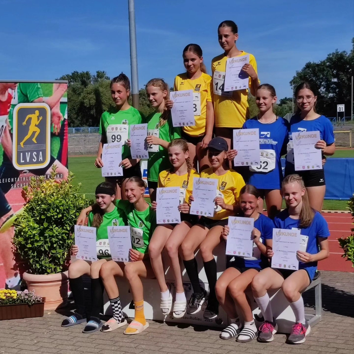 LeichtathletInnen mit neuen Bestleistungen beim U14-Fünfländerkampf