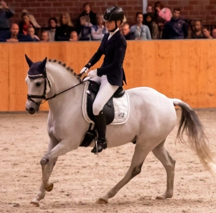 Pauline Linde Siegerin im NÜRNBERGER Burg-Pokal der Junioren