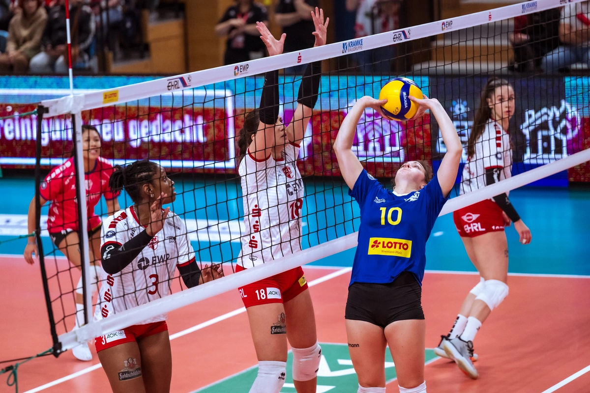 Zwei Erstligaduelle im Achtelfinale