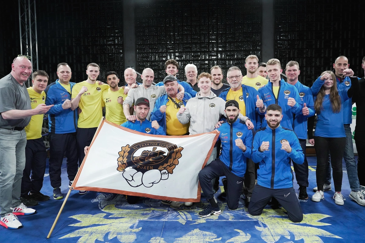 Team Traktor boxt 10:10 in Hamm – Showdown am 4. Mai in Schwerin