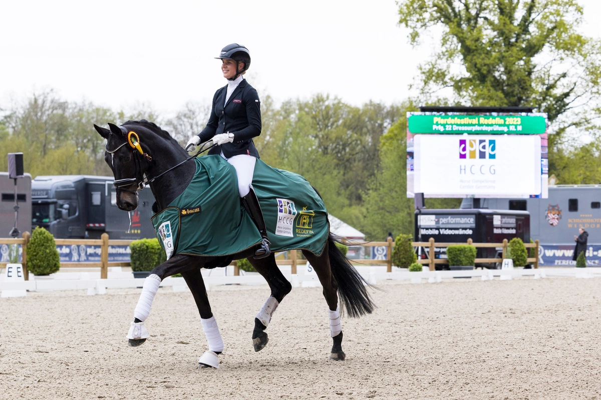 Auf Erfolgskurs Richtung Pferdefestival Redefin – Juliane Brunkhorst