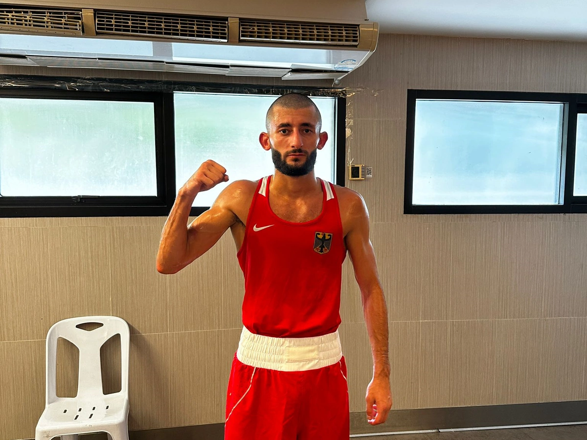 Olympia-Quali: Sieg zum Auftakt für Traktor-Boxer David Gkevorgkian