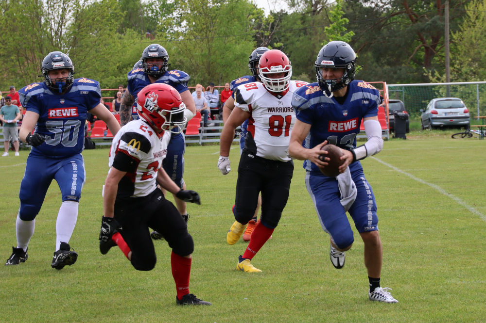 Arbeitssieg beim ersten Saisonspiel der Blue Stars Rostock
