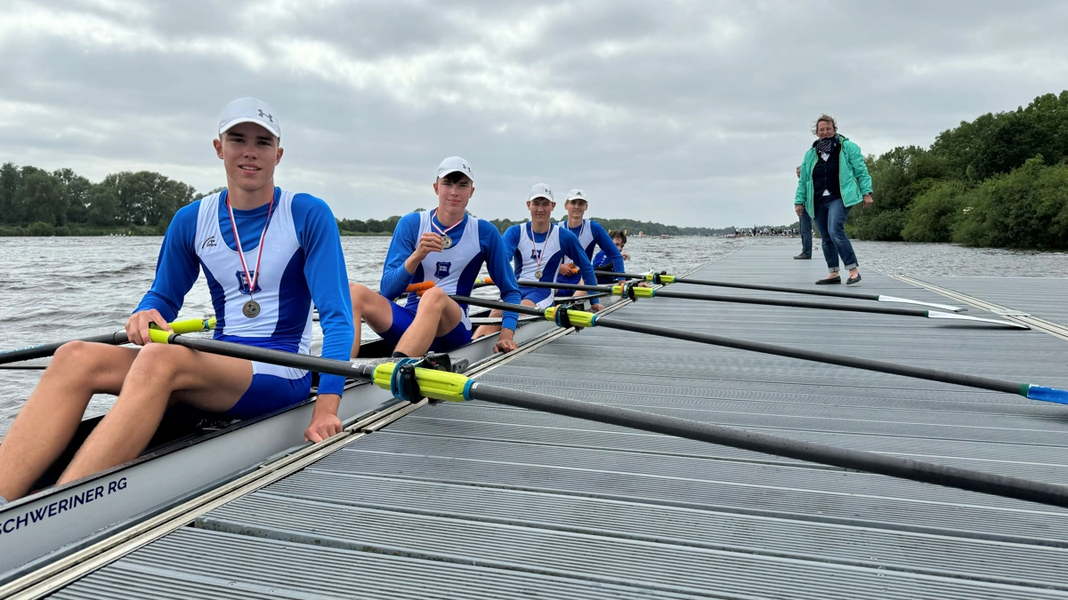 SRG-Nachwuchs bei Junioren-Regatta in Hamburg erfolgreich