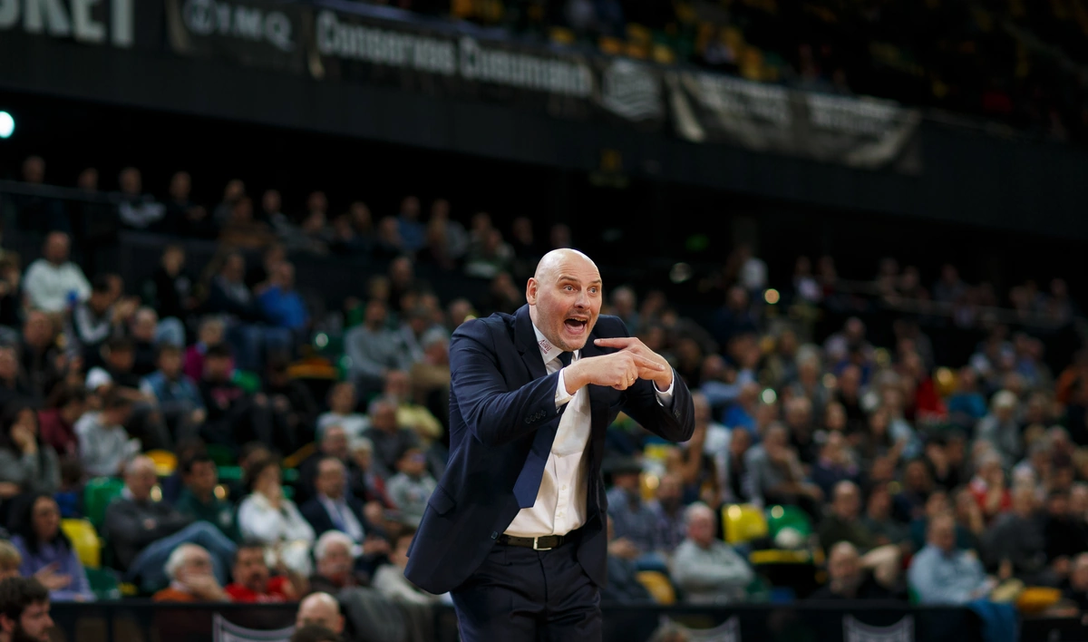 SEAWOLVES präsentieren neuen Head Coach