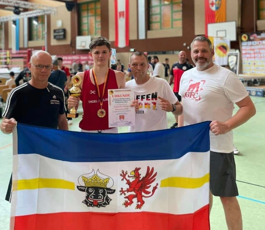 Traktor-Boxer Sebastiano Rizzo Deutscher U19-Meister