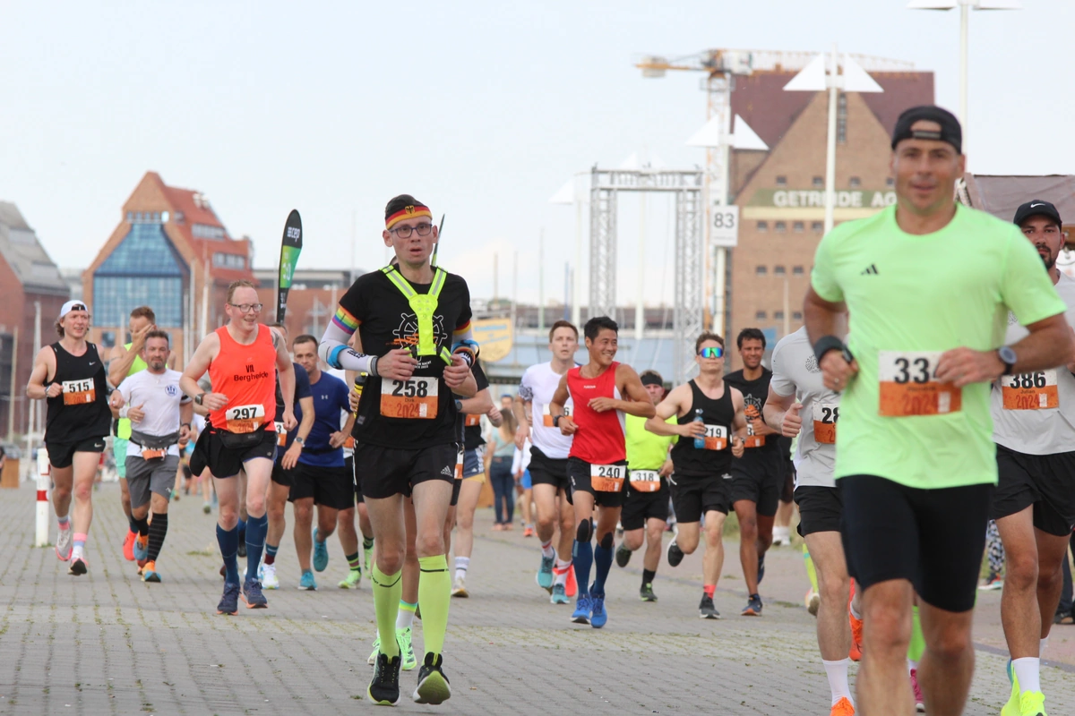 Frühbucherrabatt für die 23. hella marathon nacht rostock