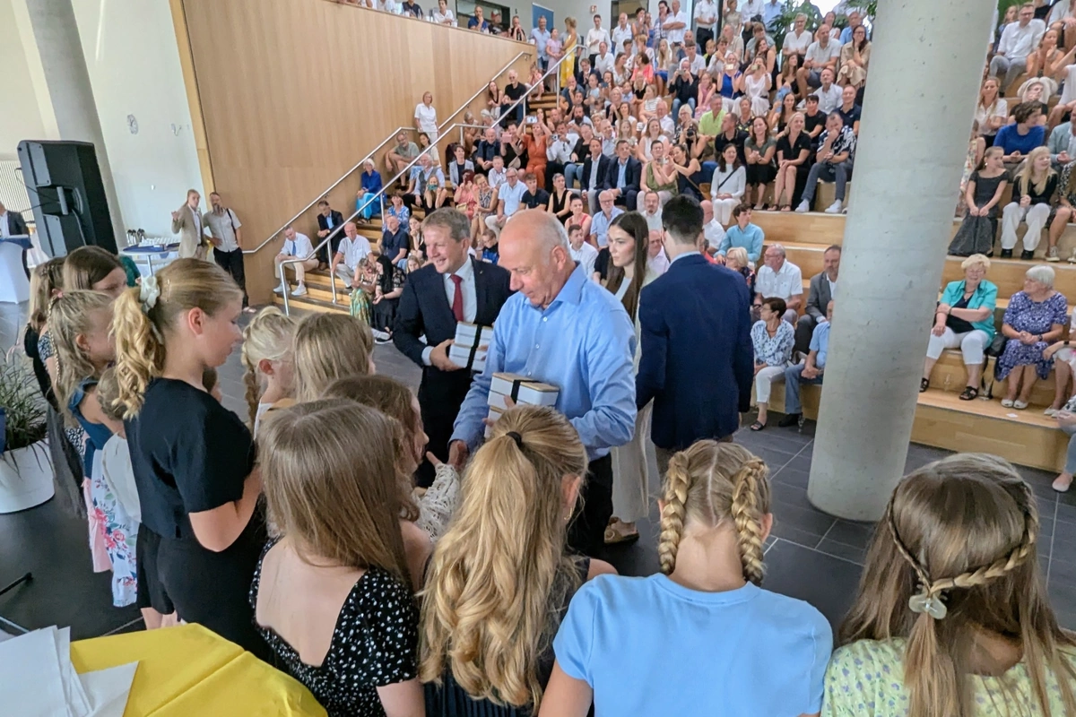 Schwerin zeichnet 217 Spitzensportlerinnen und Spitzensportler aus