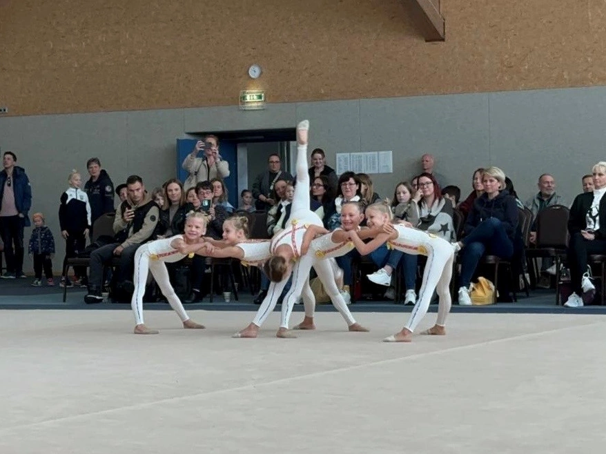 Beeindruckende Darbietungen beim Landescup Rhythmische Sportgymnastik