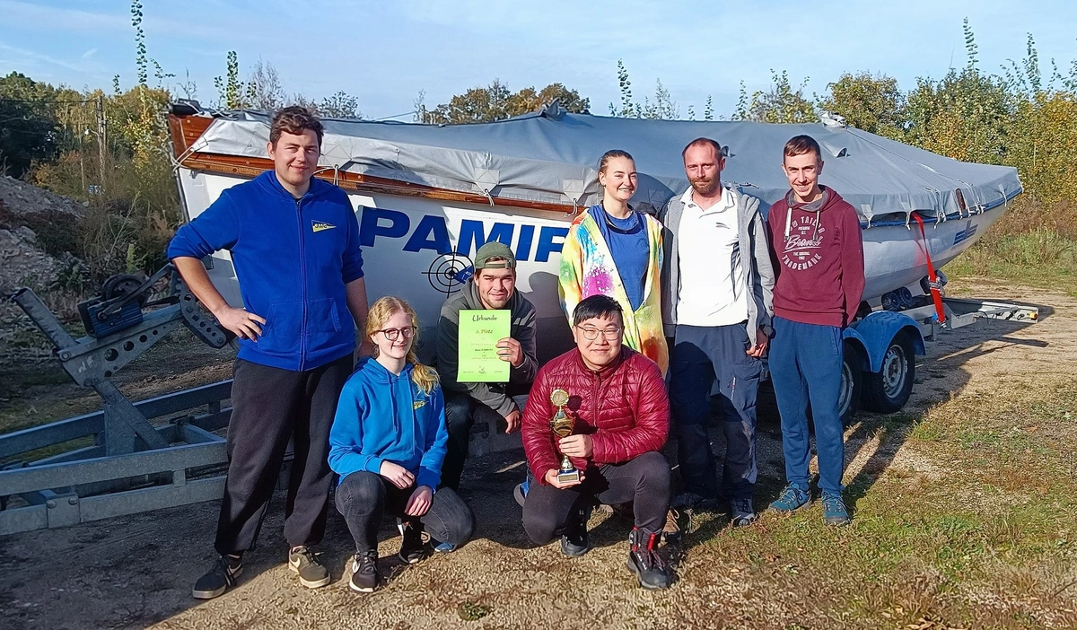 „Pamir“ vom Schweriner Marineclub holt sich überraschend Pokal in Bautzen
