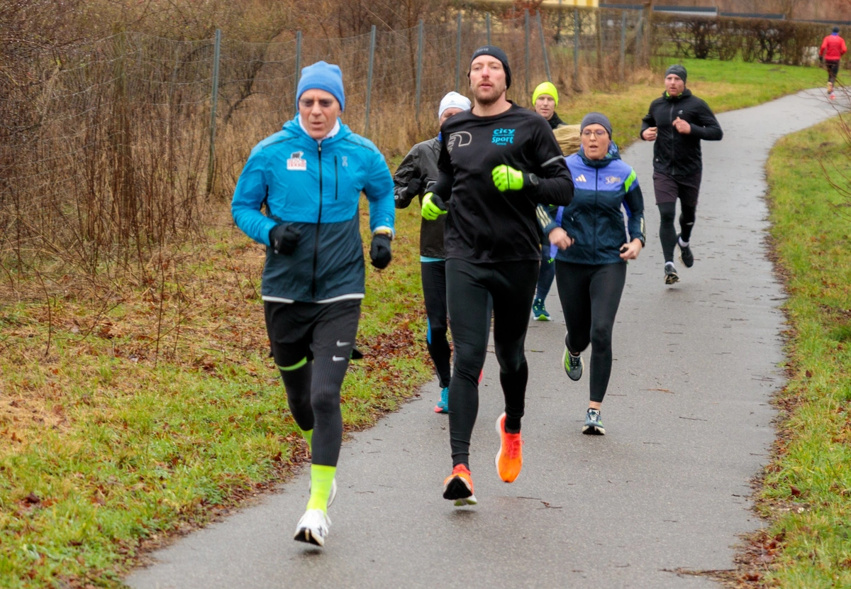 Laager Neujahrslauf bei Schmuddelwetter