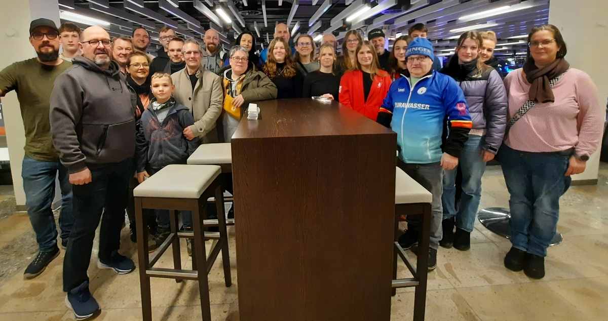 Laager Sportler zu Besuch in der „Wolfshöhle“