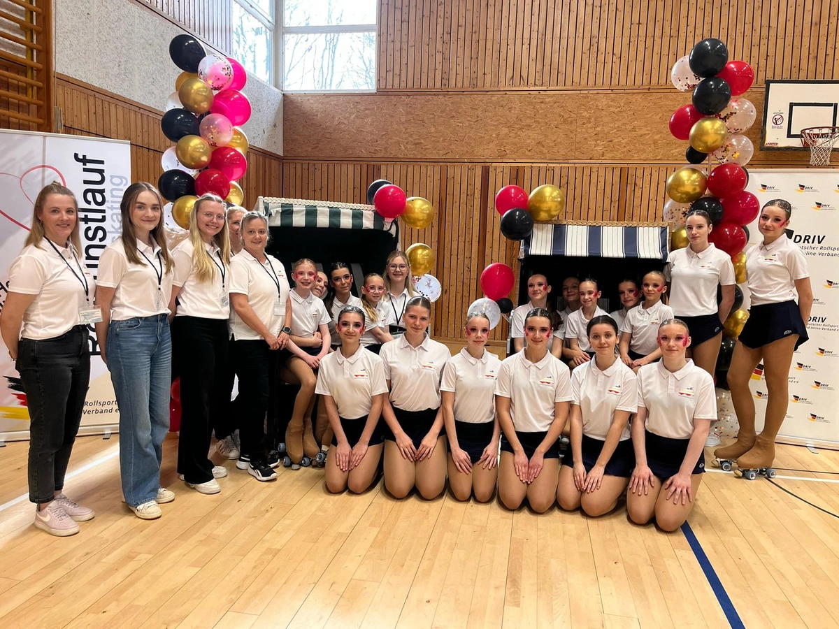 Güstrower Rollkunstläuferinnen feiern Platzierungen in Kiel