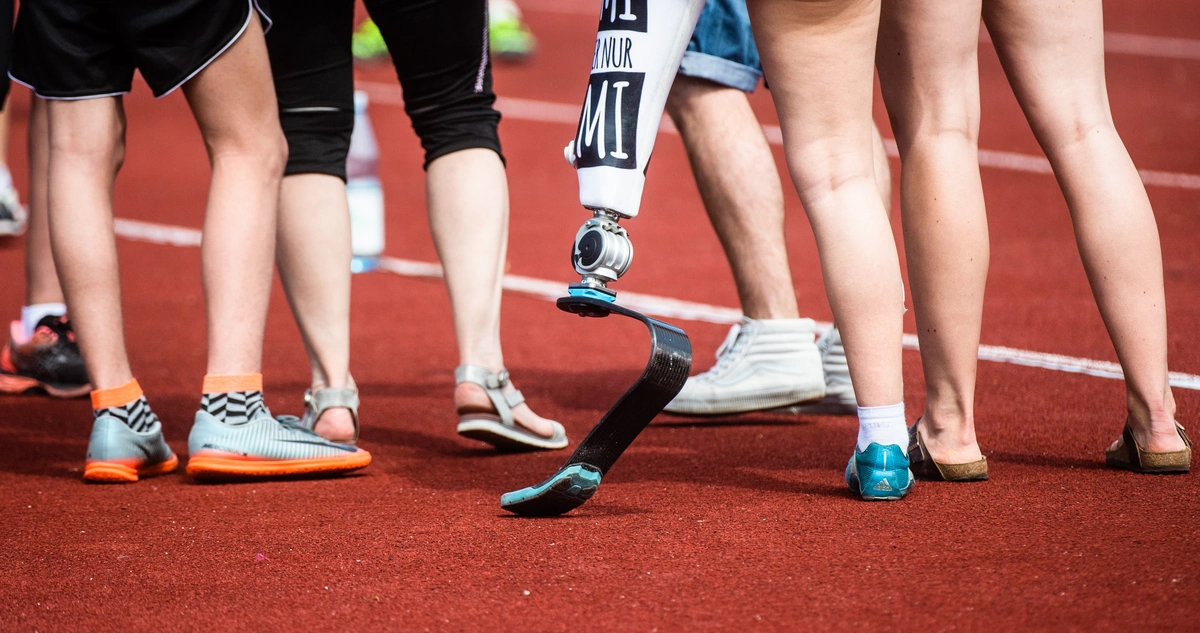 Wie man mit Sport und Bewegung Geld sparen kann